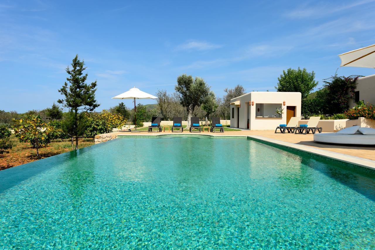 Luna Villa *