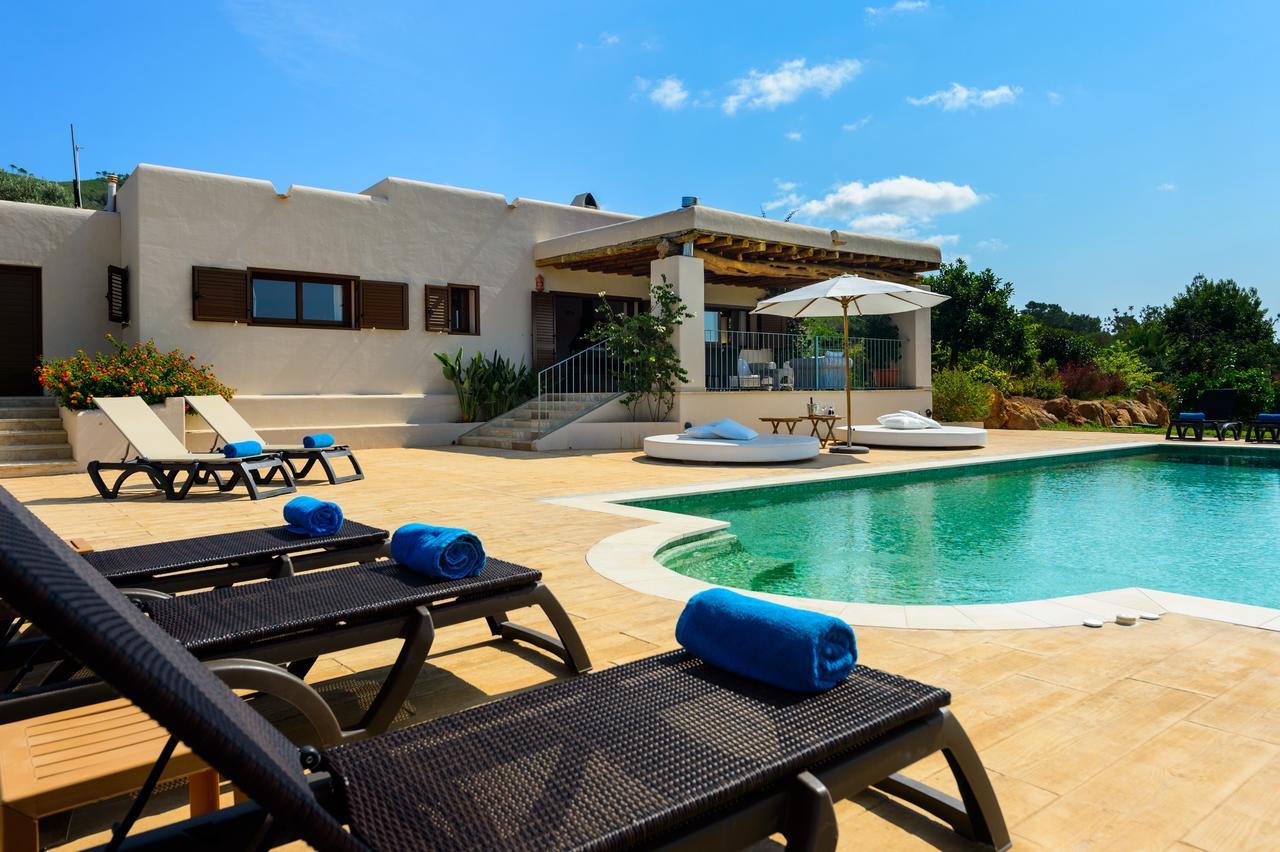 Luna Villa