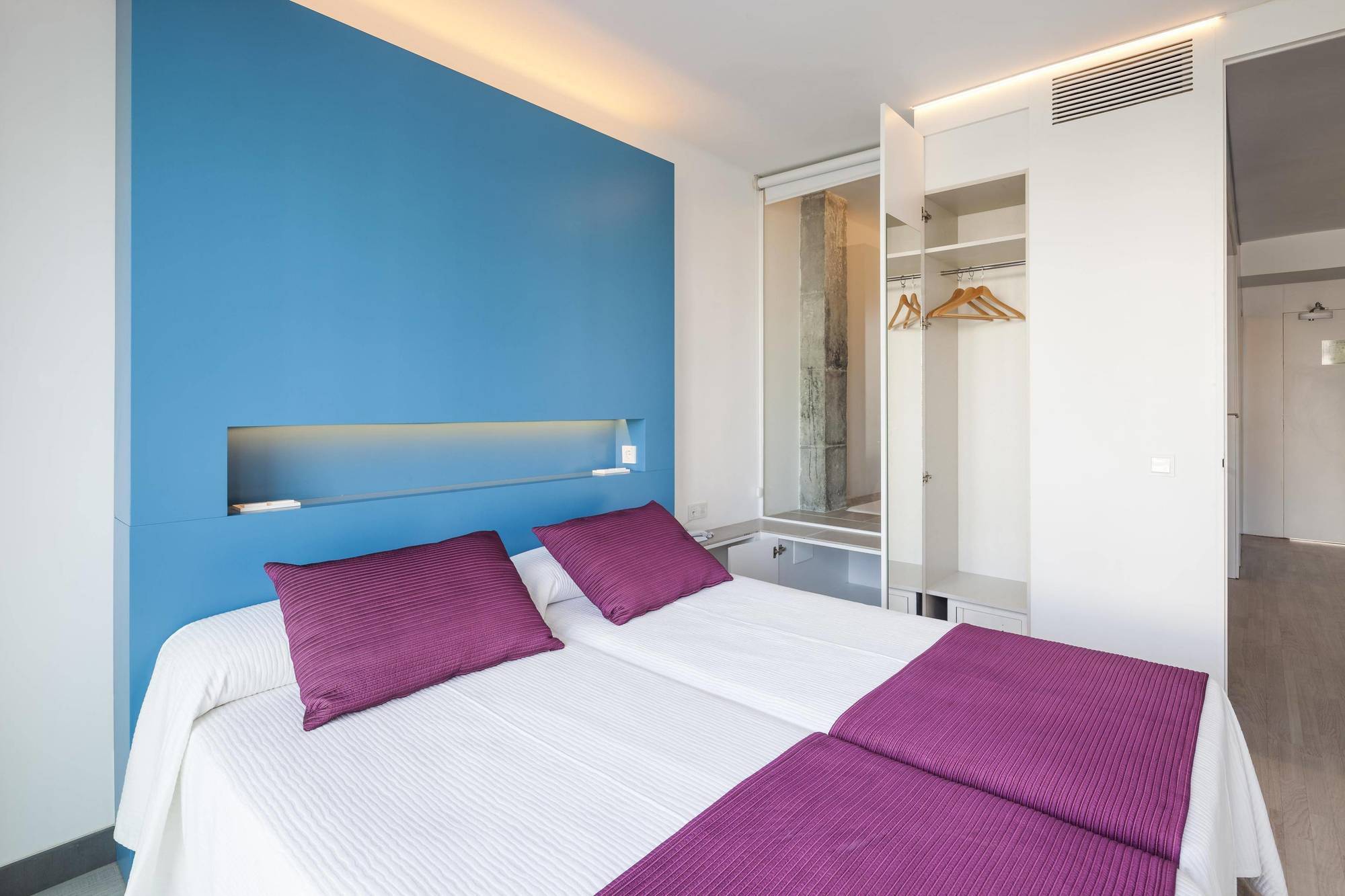 Ebano & (adults Only) Aparthotel