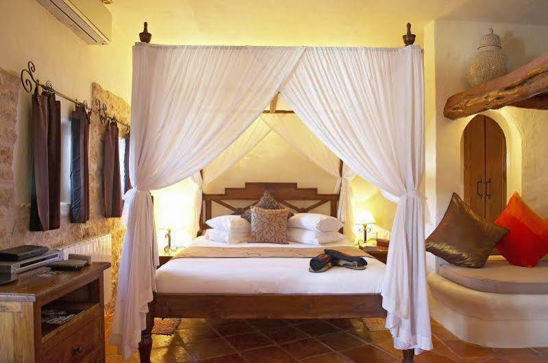 Country house Atzaro Santa Eularia des Riu