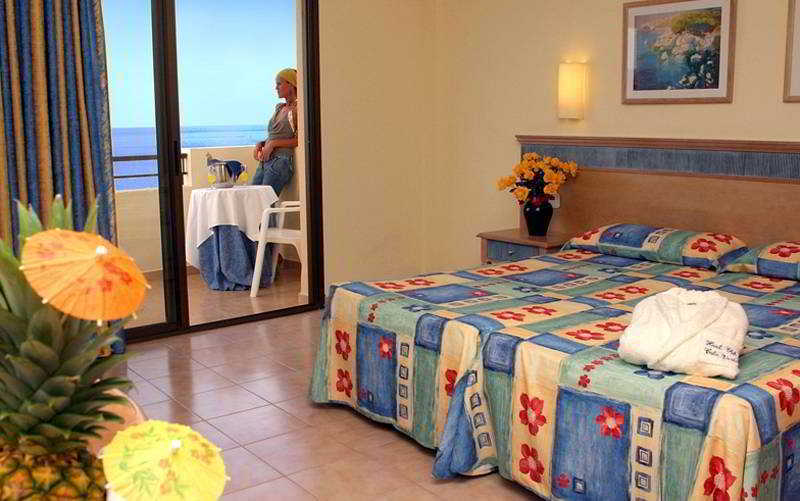 Invisa Club Cala 4* Es Figueral
