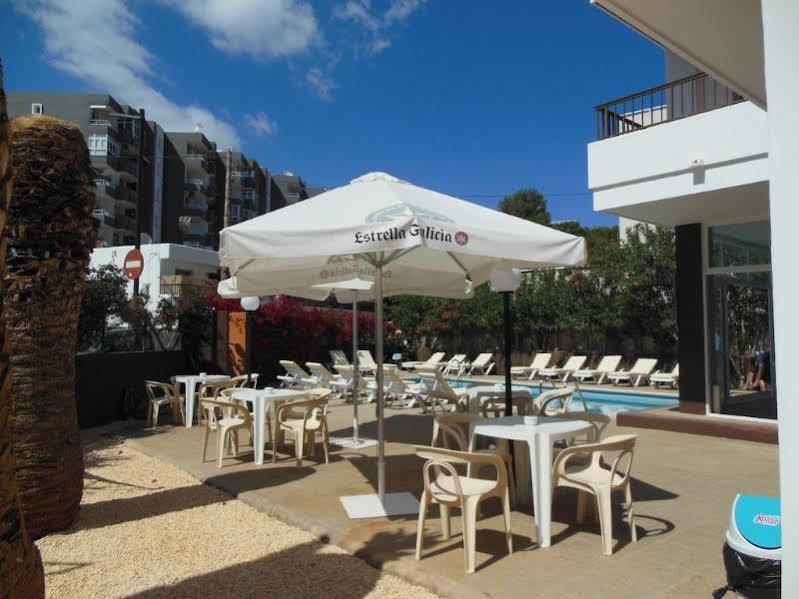 Hotel Es Canto Bossa 3*