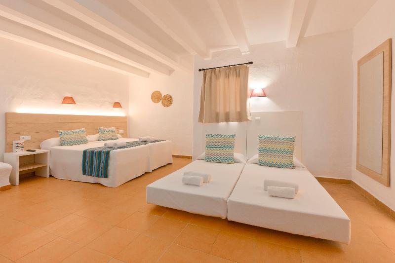 Fergus Style Punta Arabi Hotel Es Cana