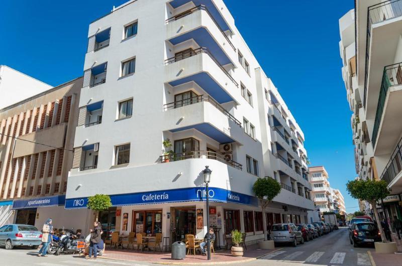 Niko Apartment