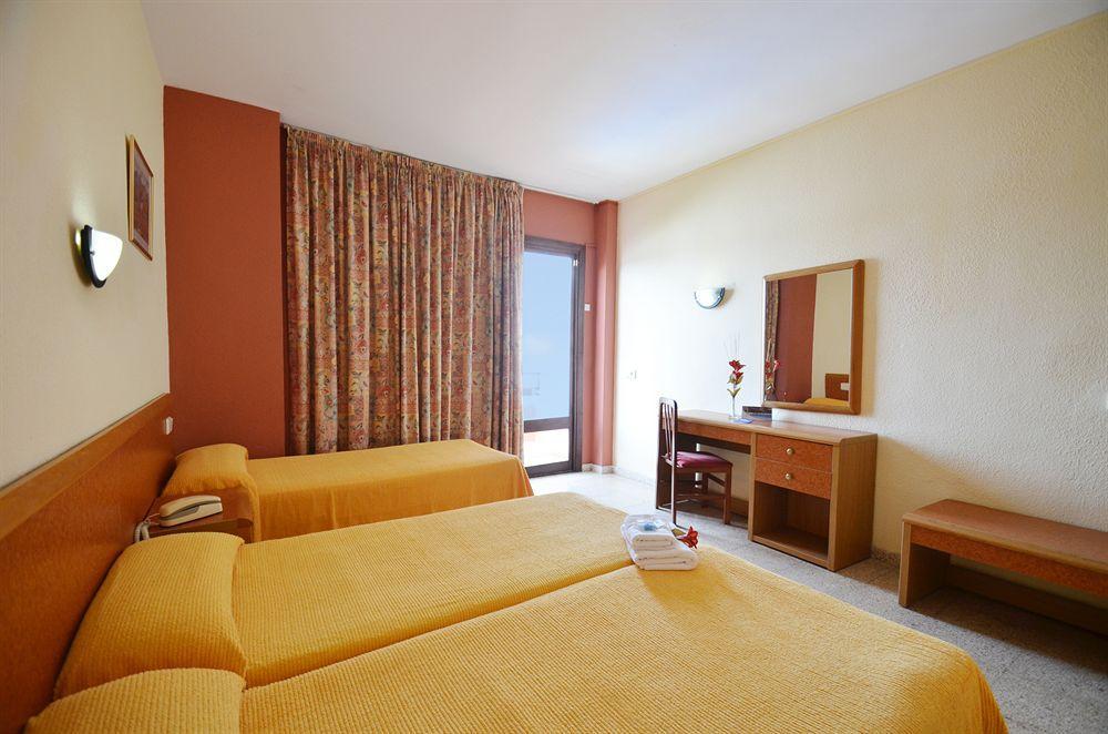 Aparthotel Fleming 50 - Adults Only 3*