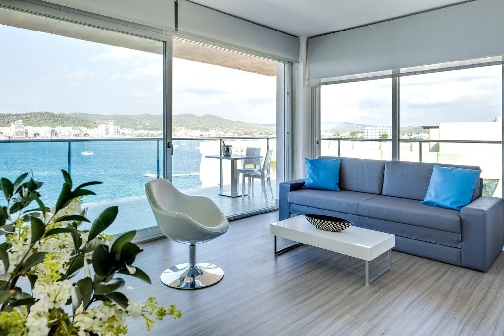 Aparthotel Axel Beach Ibiza - Adults Only 4*