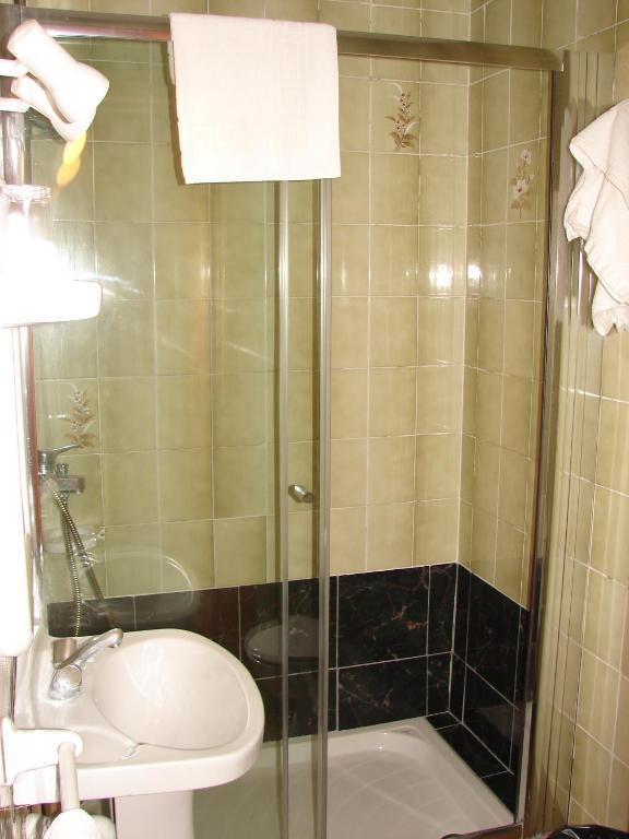 Talamanca Gasthof 2*
