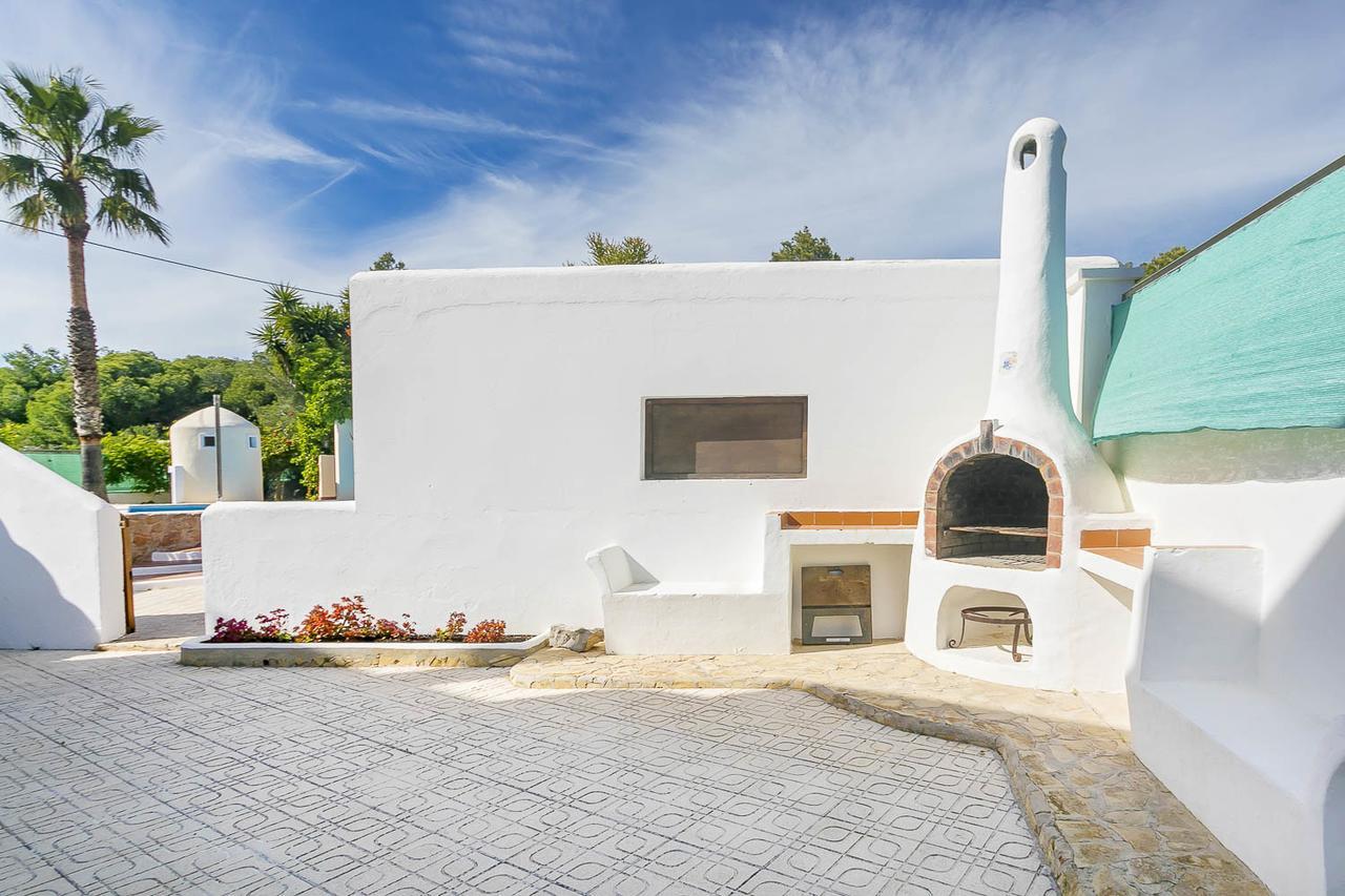 Ben Parit Villa