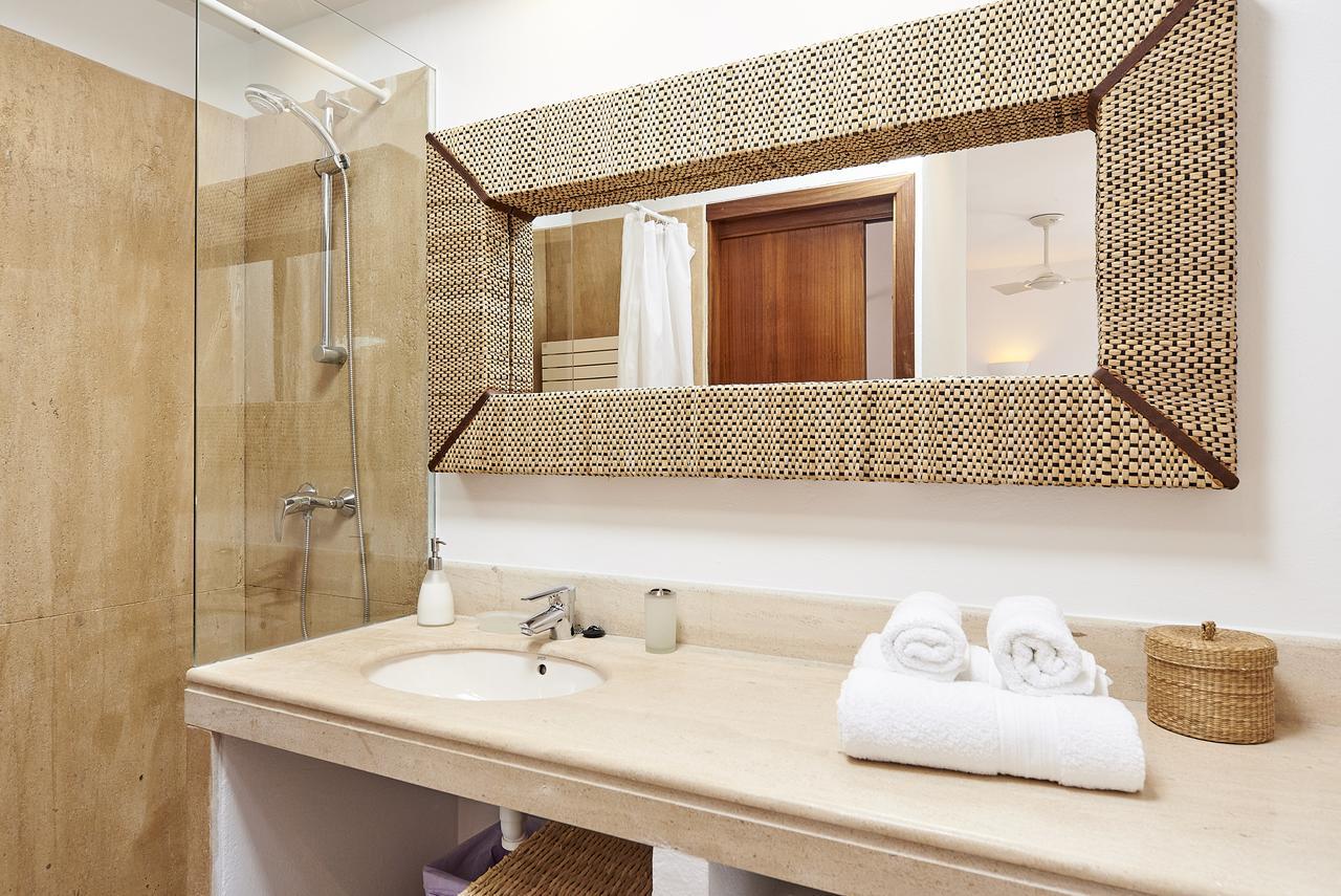 Villa Mares Cala Tarida (Ibiza)