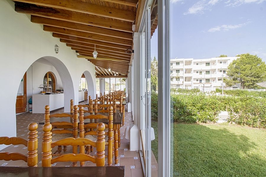 Camelina Aparthotel