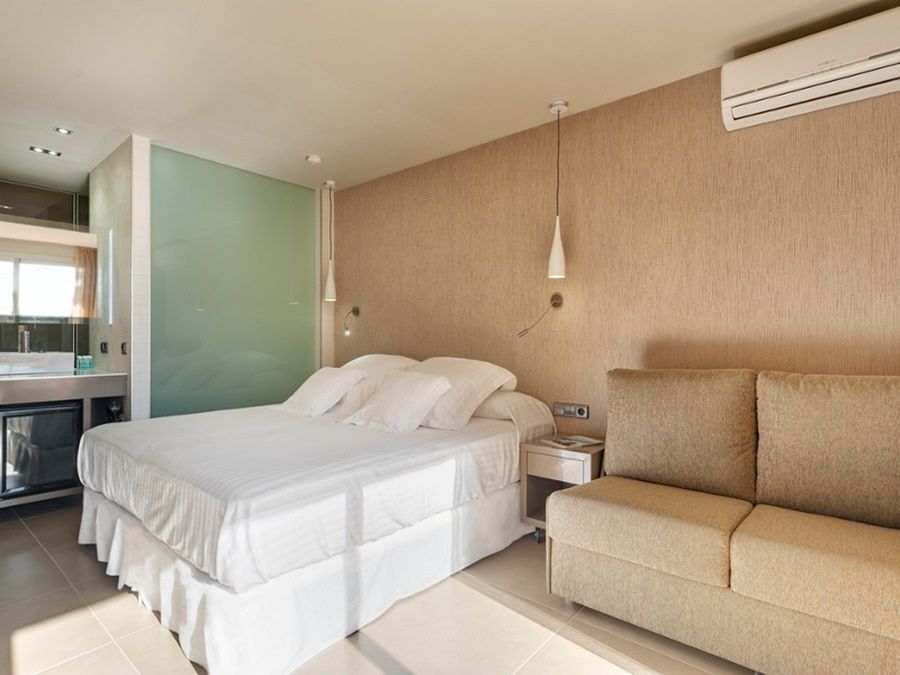 Hotel Occidental Ibiza 4*
