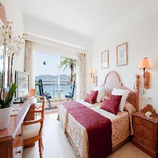 Grupotel Imperio Playa Hotel