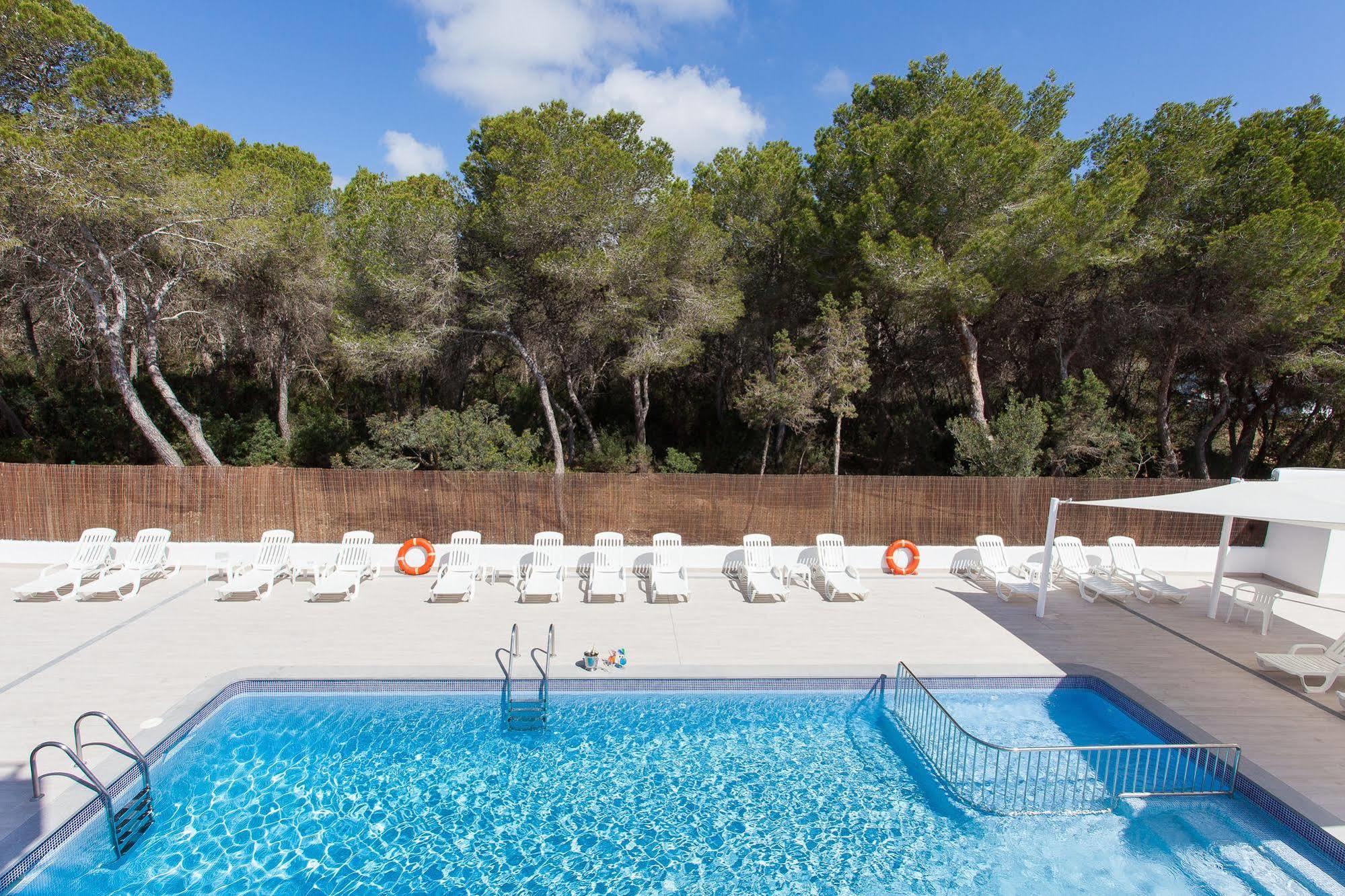 Typic Art Apartment Es Cana