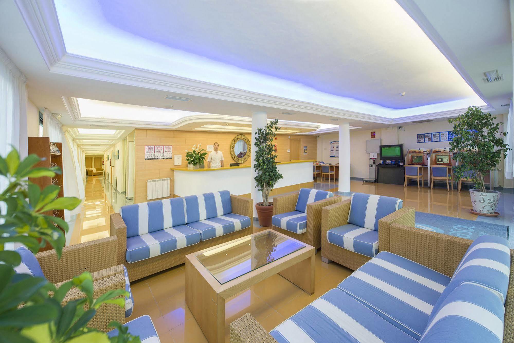 Hotel Vibra S'Estanyol 3*