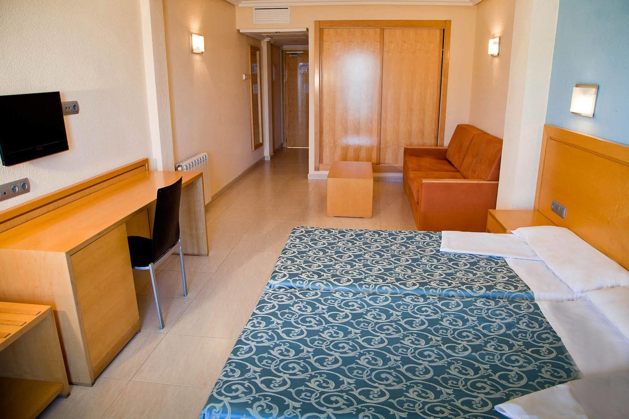 Vibra S'estanyol 3* San Antonio (Ibiza)