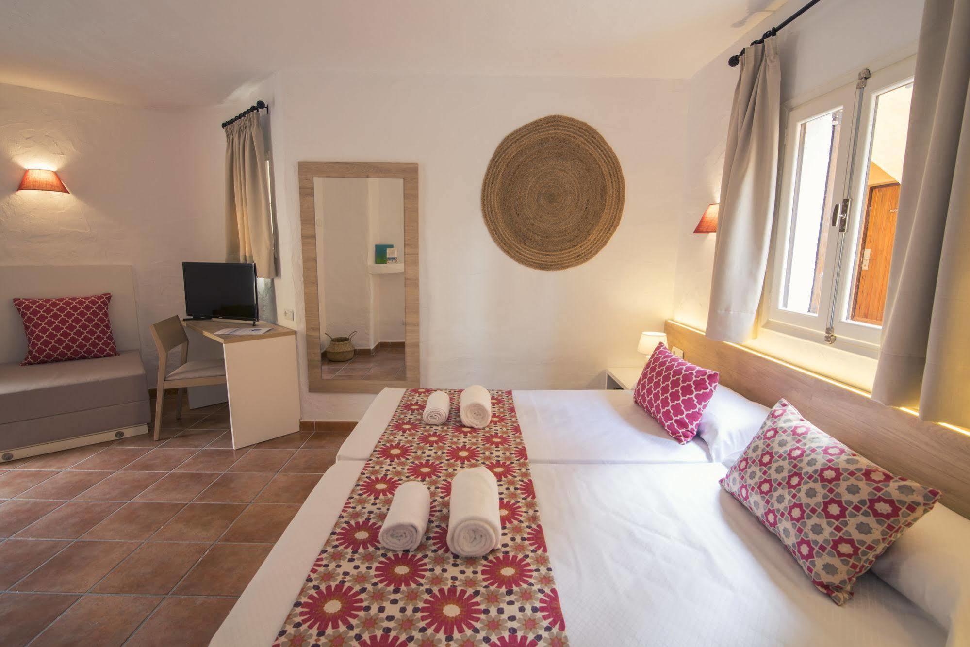 Hotel Fergus Style Punta Arabi