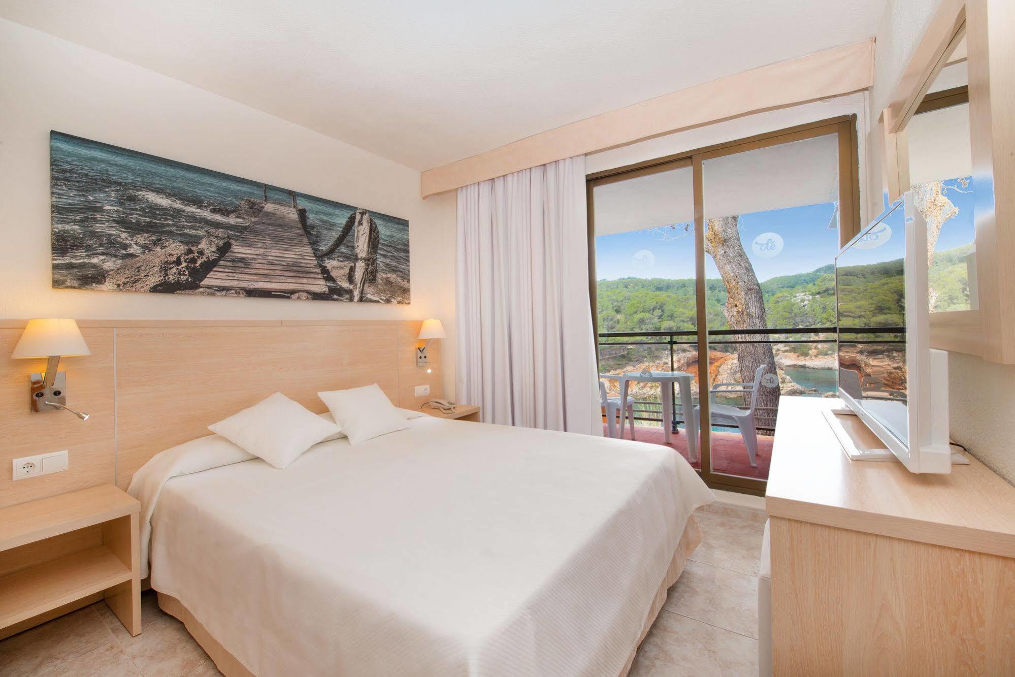 Galeon Hotel 4*