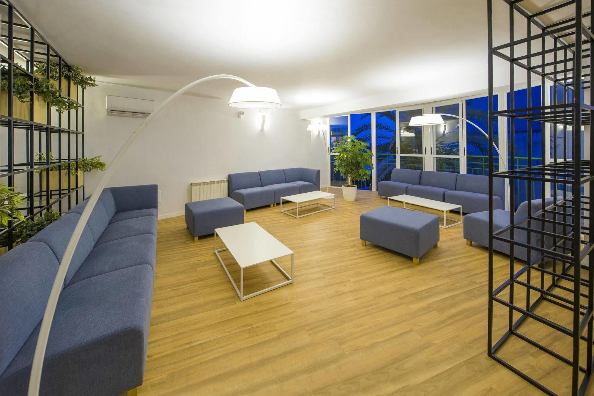 Vibra Maritimo Hotel Ibiza Town