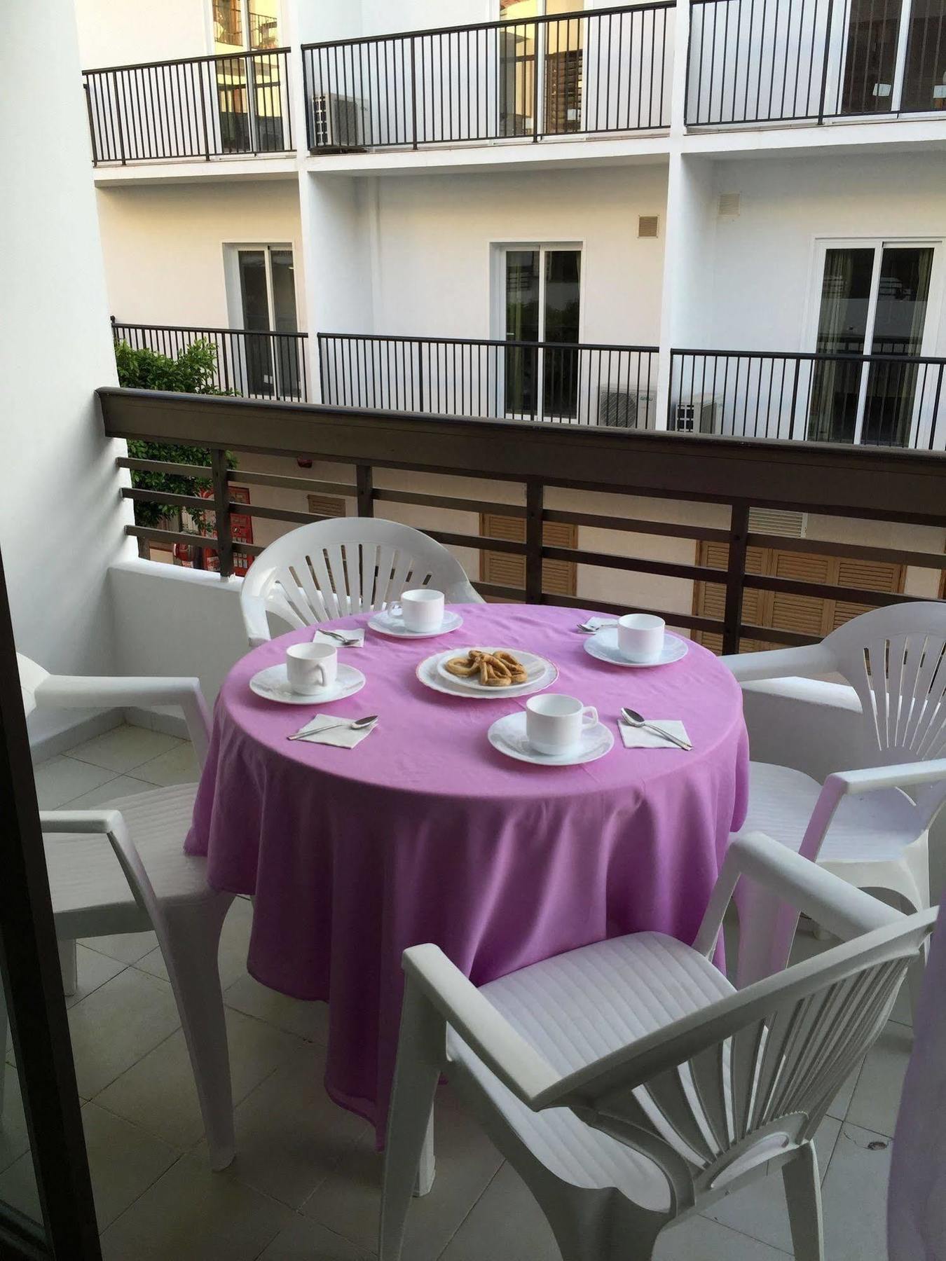 Aparthotel All Ibiza