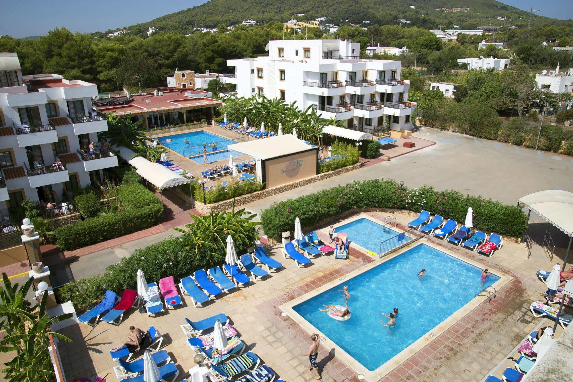 Apartahotel Casa Luis Santa Eulalia del Río
