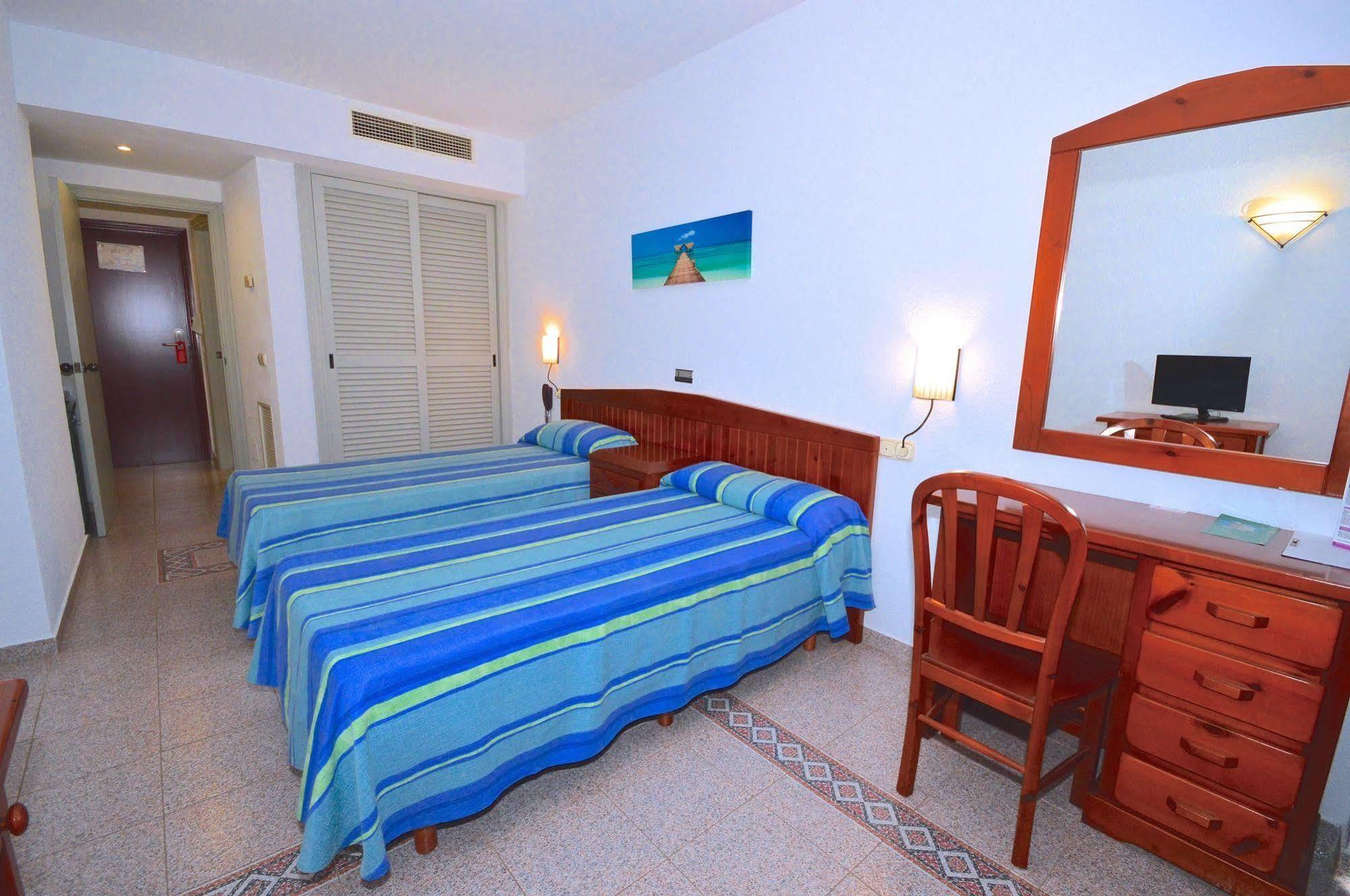 Molins Park Hotel 3*