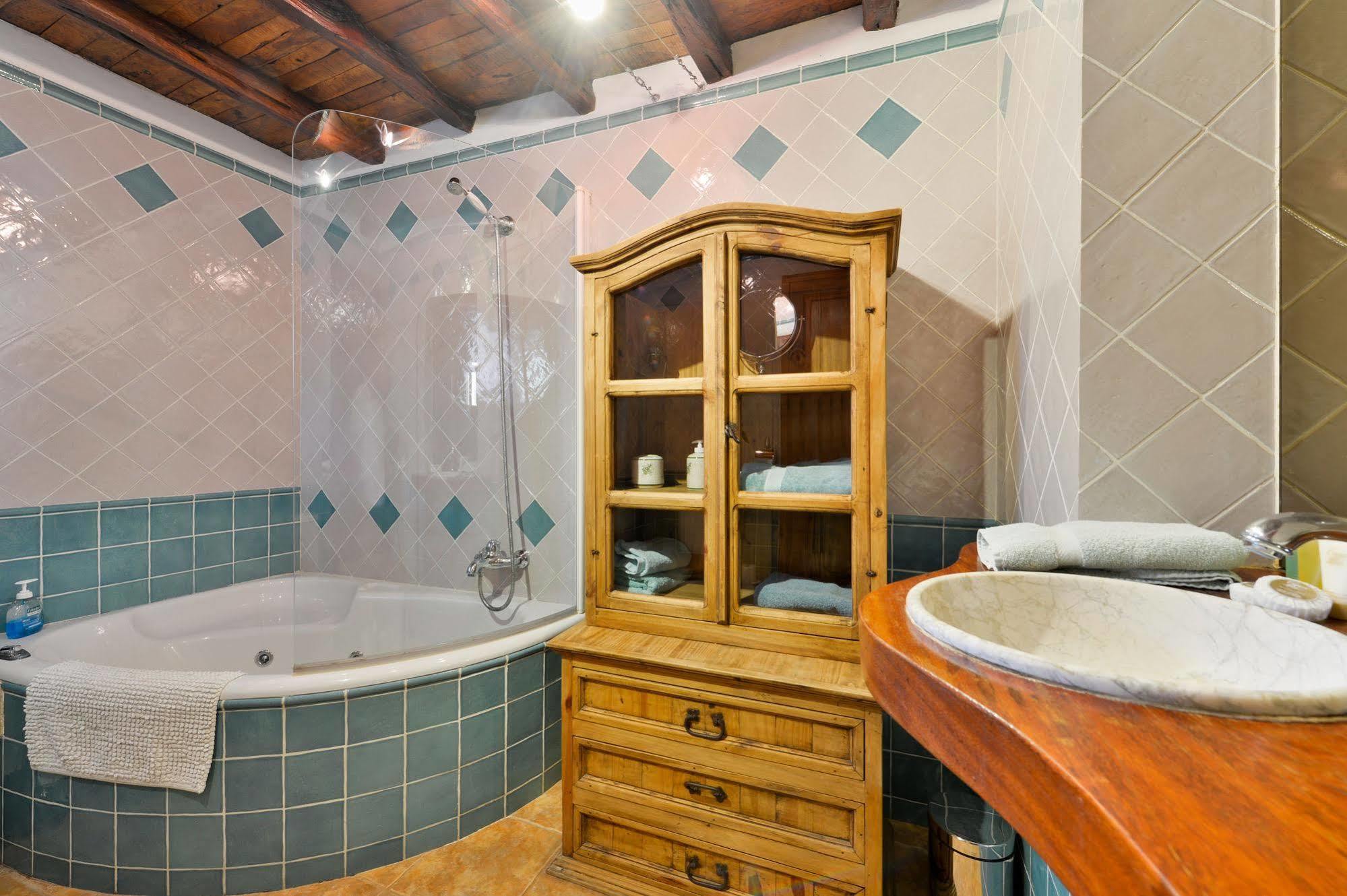 Hotel Can Toni Es Cucons