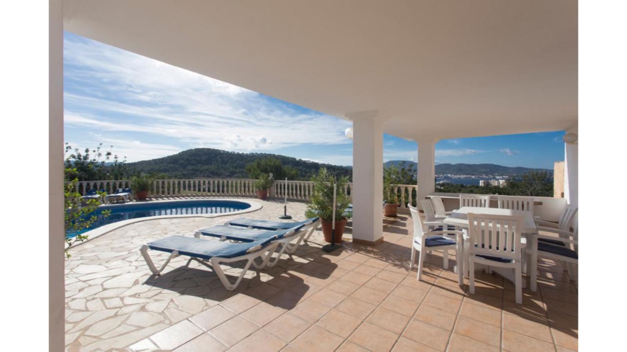 Tunicu Has Amazing Sea Views And Is Located In A Quiet Area Near To San Antonio