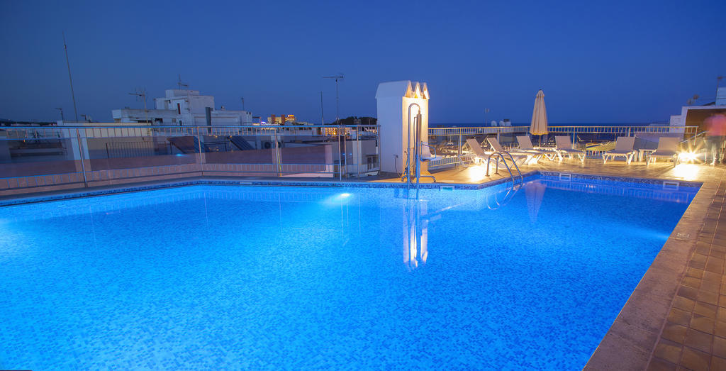 Aparthotel Duquesa Playa Santa Eulària des Riu