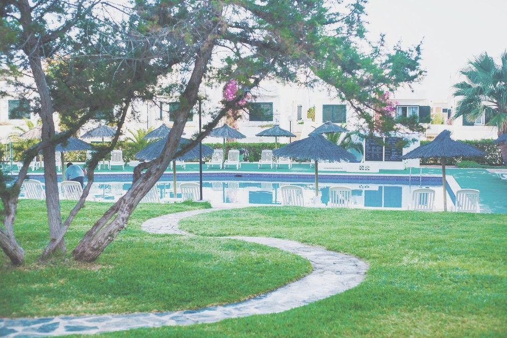 Camelina Aparthotel