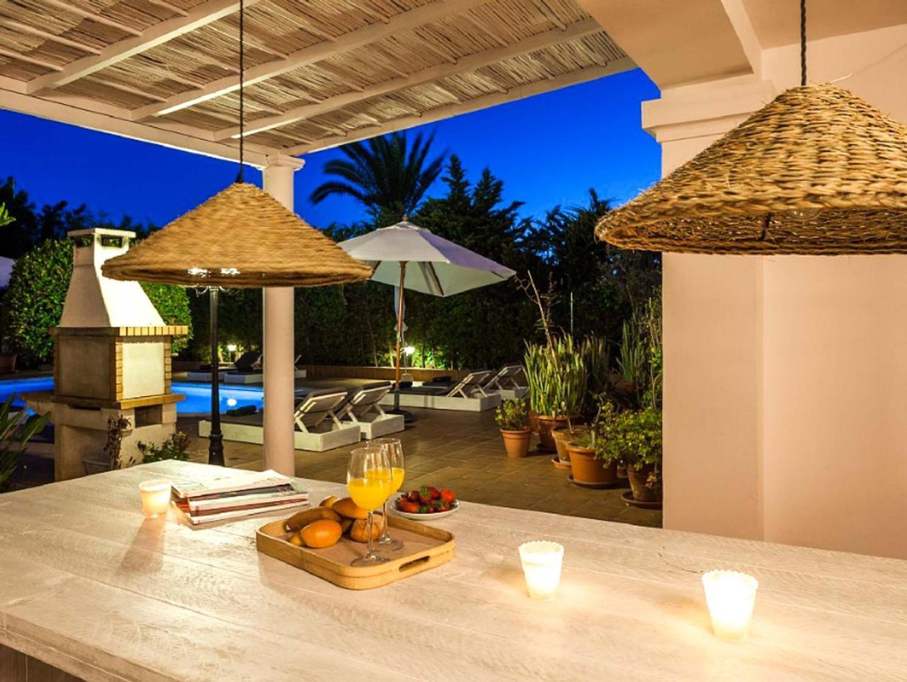 Wicker Villa *