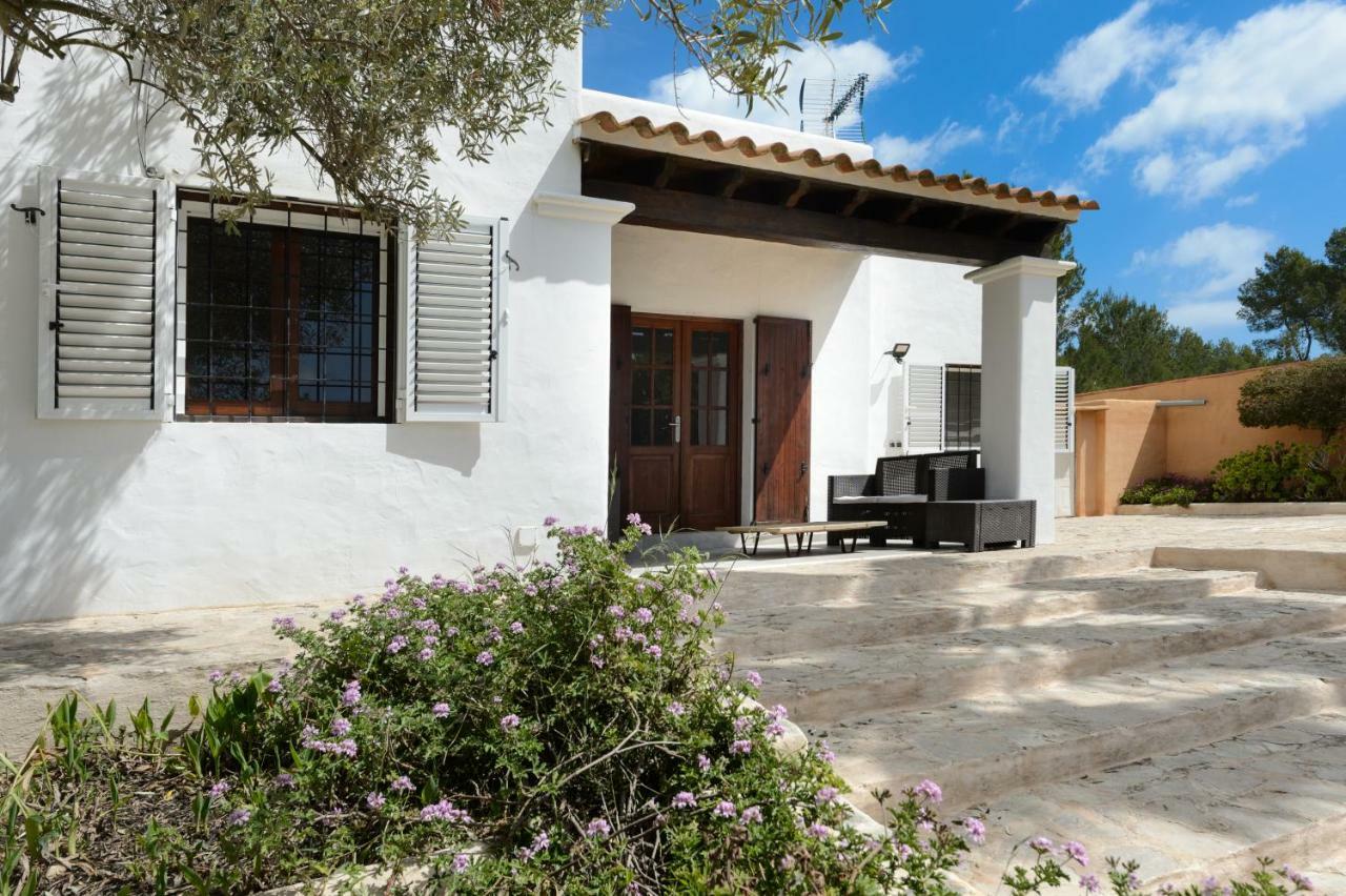 Carreras Villa *