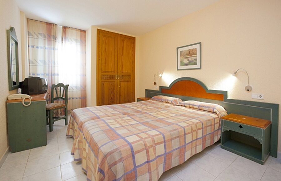 Aparthotel Duquesa Playa Santa Eulària des Riu