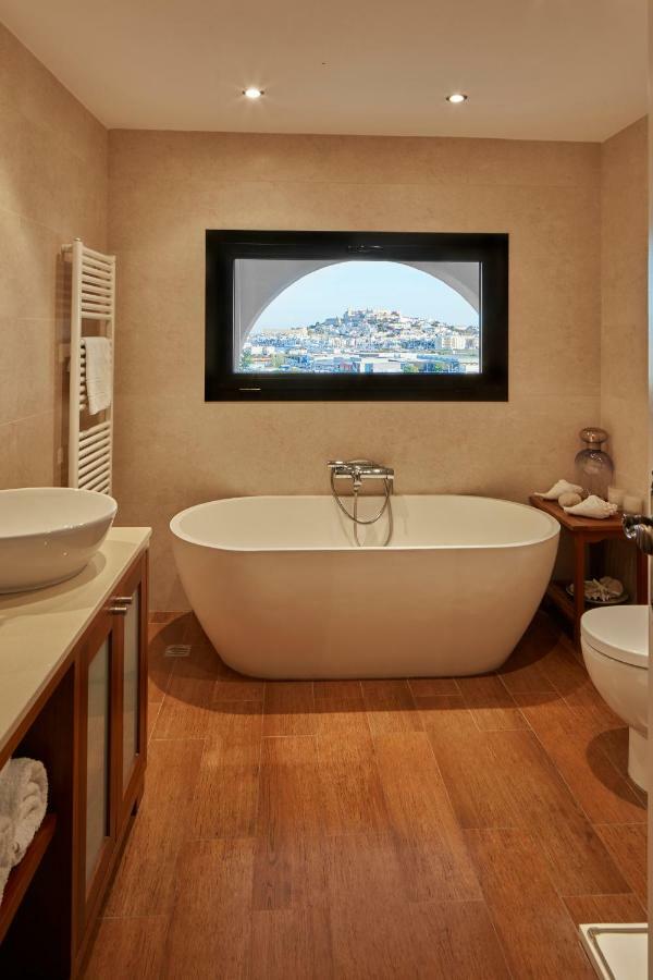 Villa Bab El Oued Ibiza *