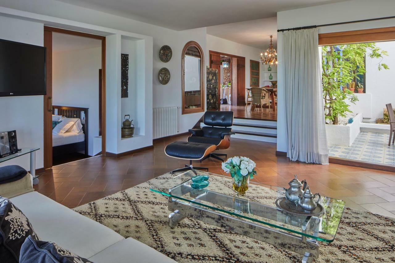 Bab El Oued Ibiza Villa *