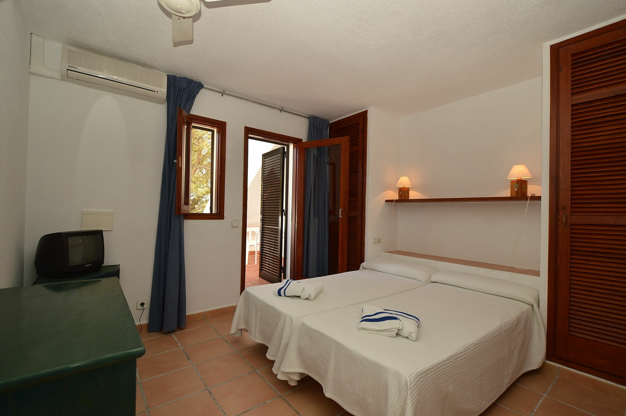 Club Cala Azul Hotel Cala Llena