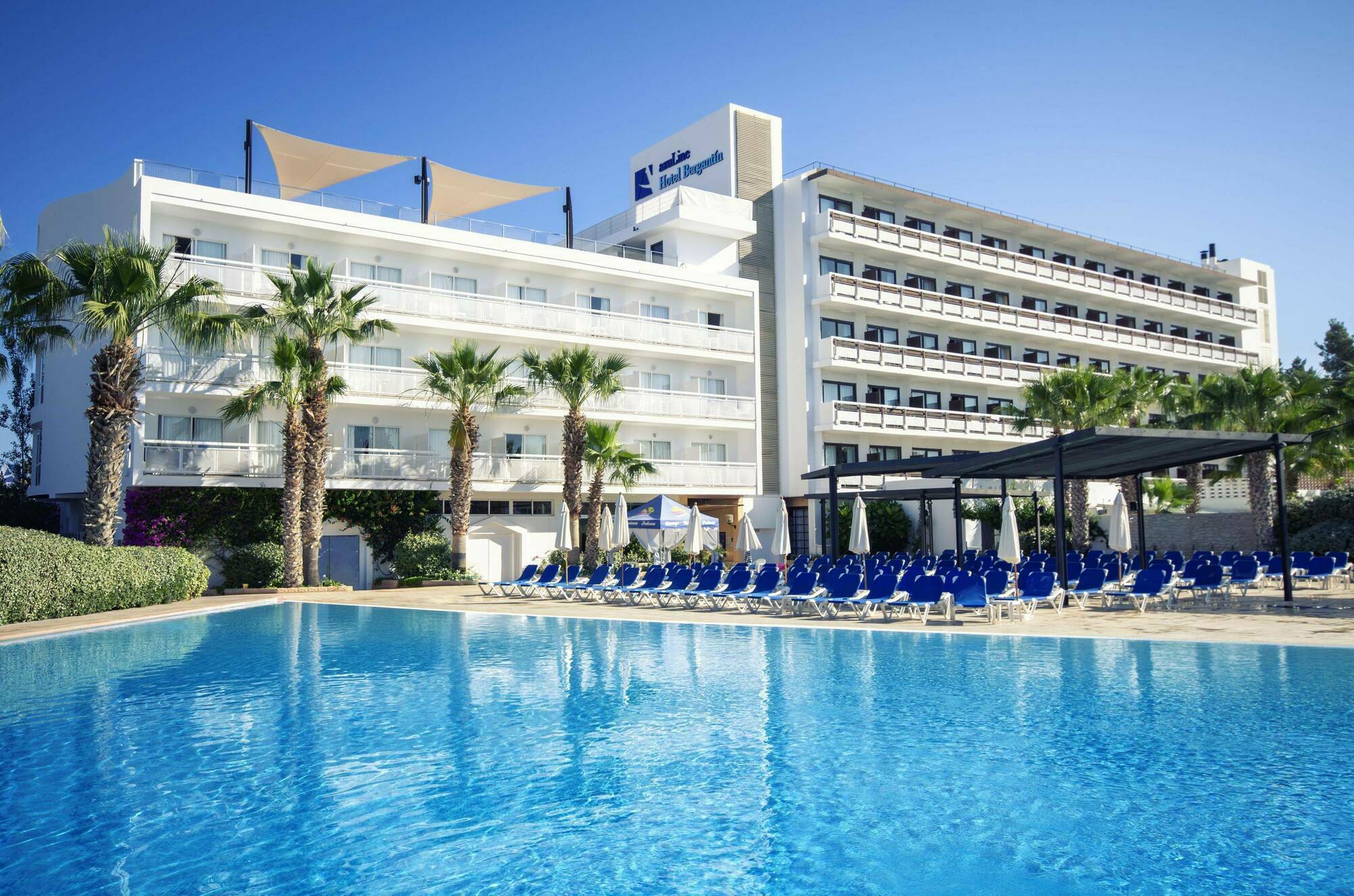 Azuline Bergantin Hotel