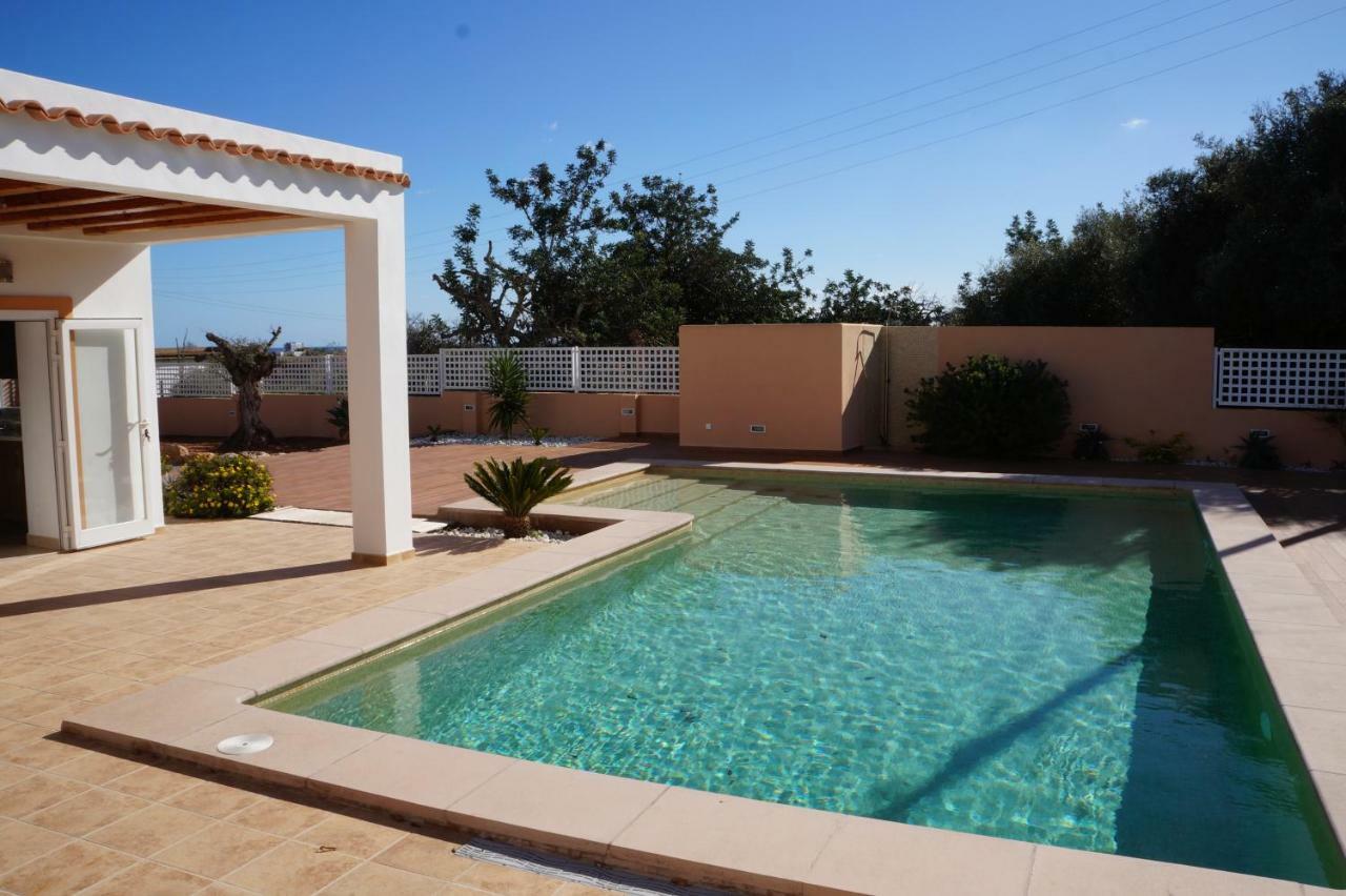 Frigola. Ibiza 9pax Villa