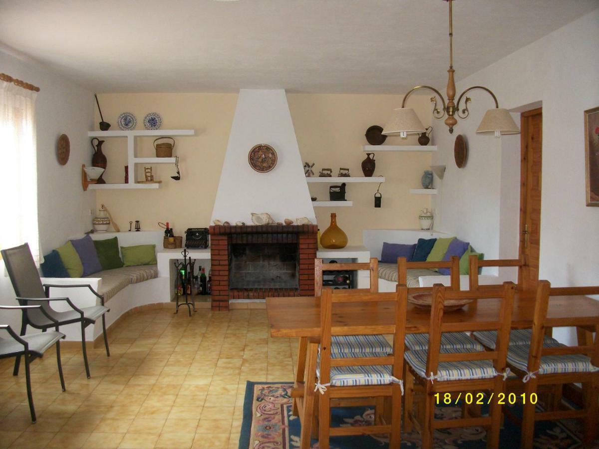 Guito Es Pujols-finca Sa Caleta , Cp: 07818 *