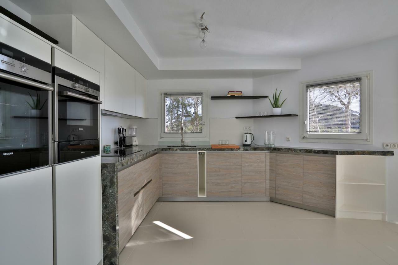 Villa C'an Petra, Carrer Club Robinson