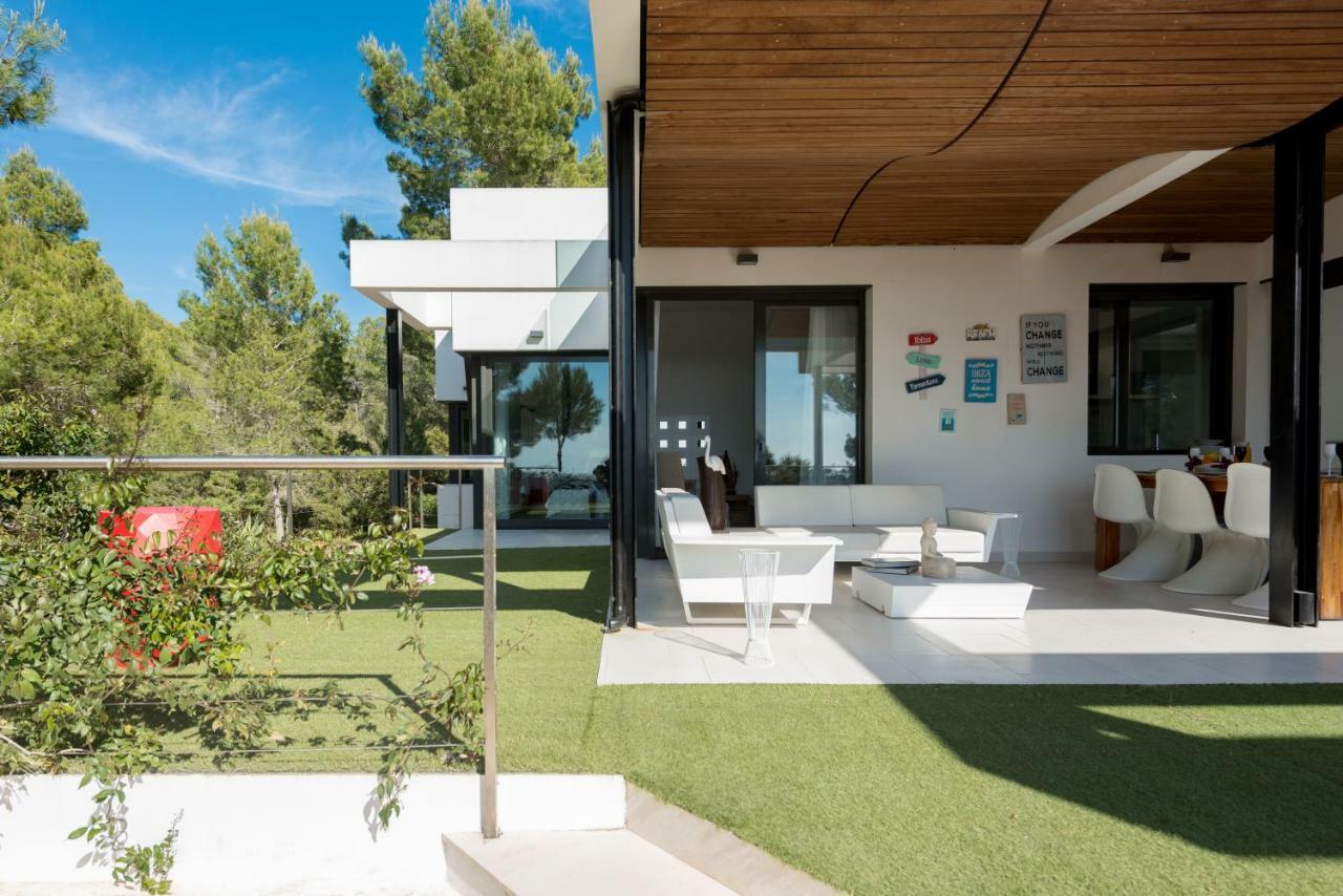 Nyumba Ya Sun * Cala Tarida (Ibiza)