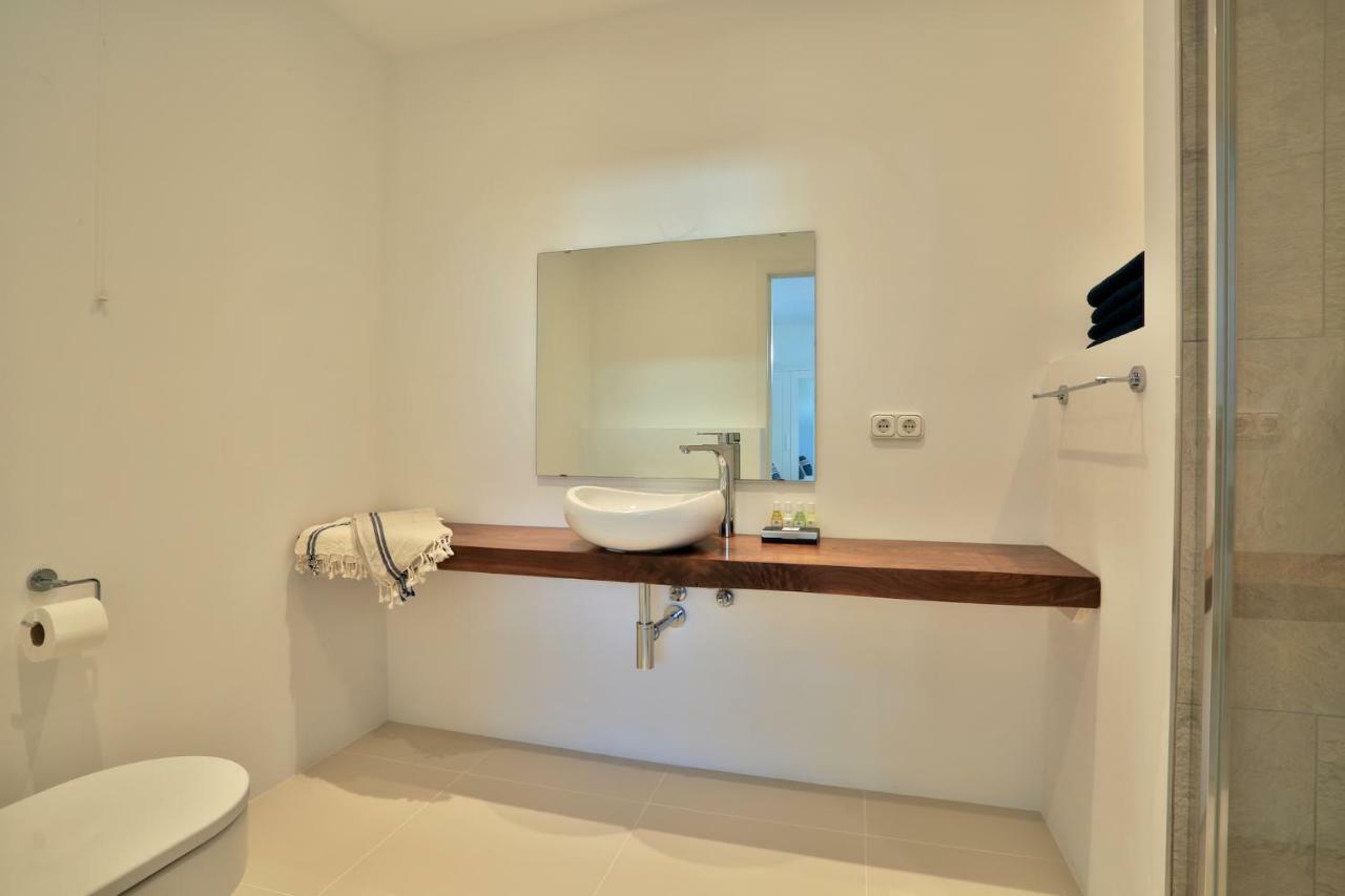 C'an Petra, Carrer Club Robinson * Sant Josep de sa Talaia