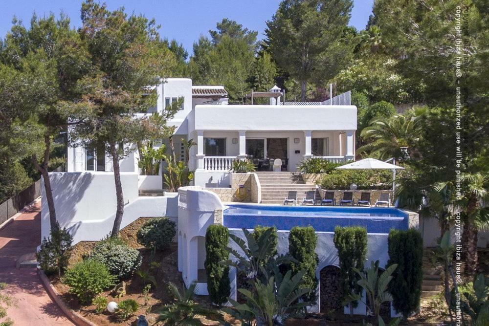Dos Monos San Antonio (Ibiza)