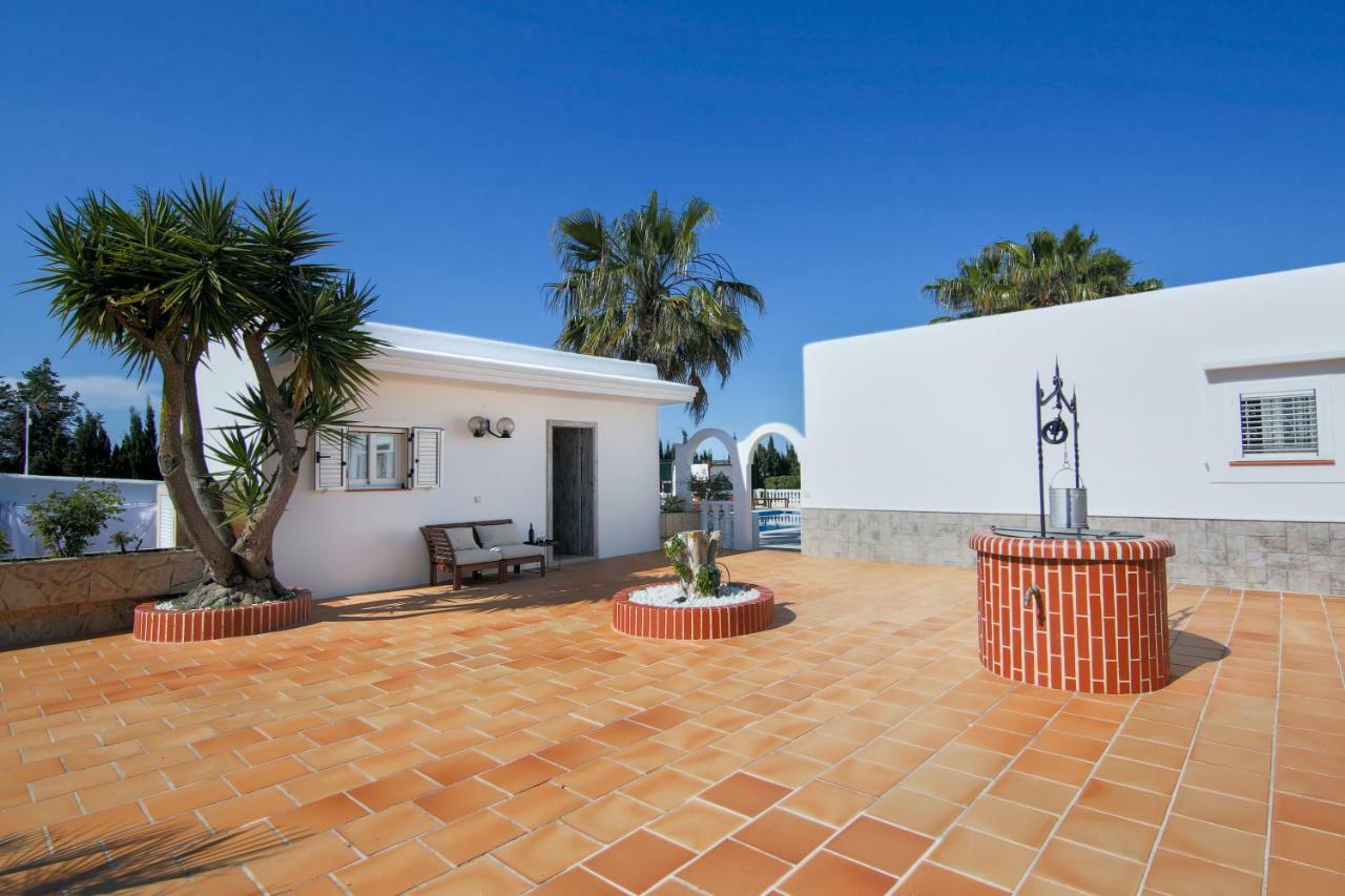Raes Villa *