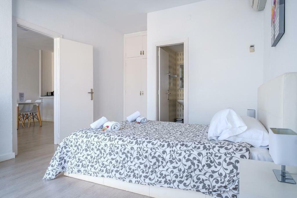 Jacaranda & Appartement Es Cana