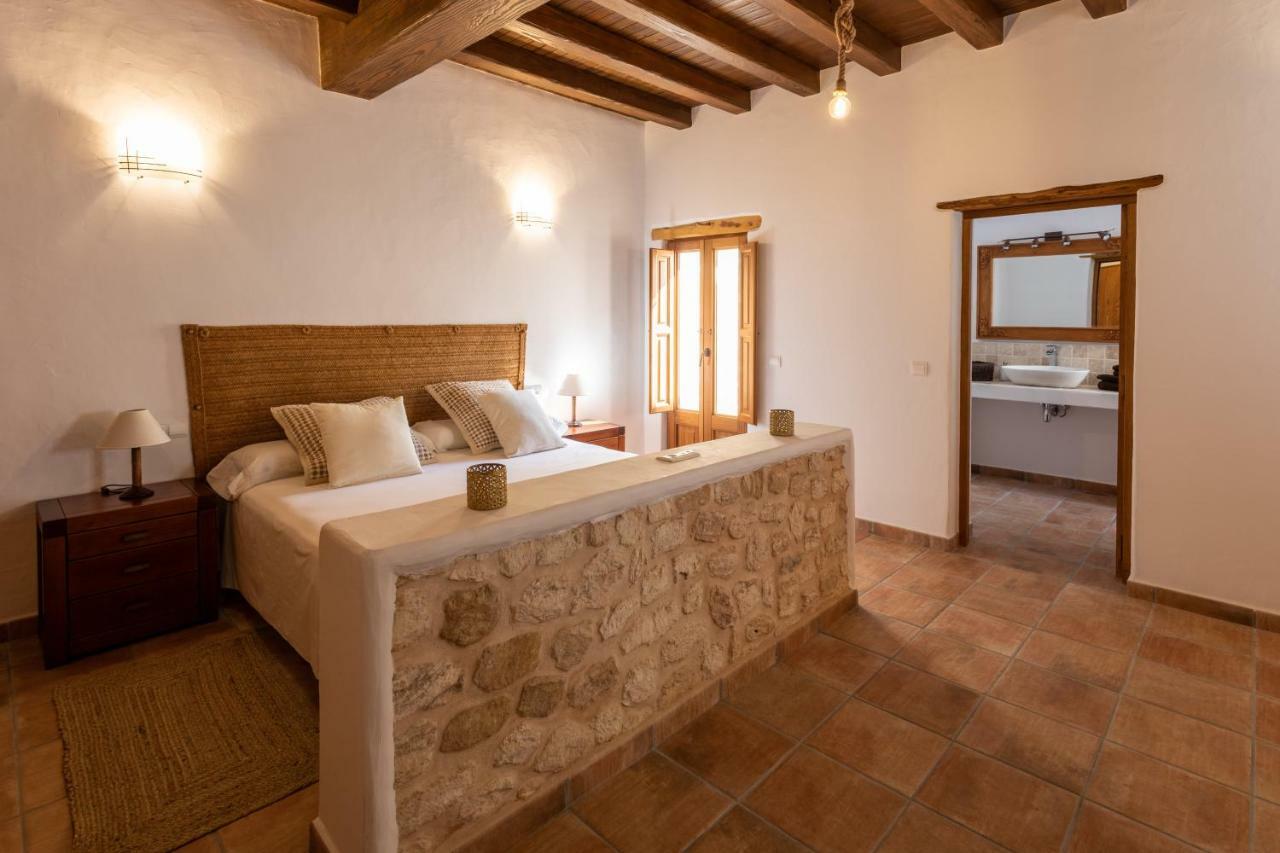 Holiday home Casa Can Codolar Sant Llorenc de Balafia