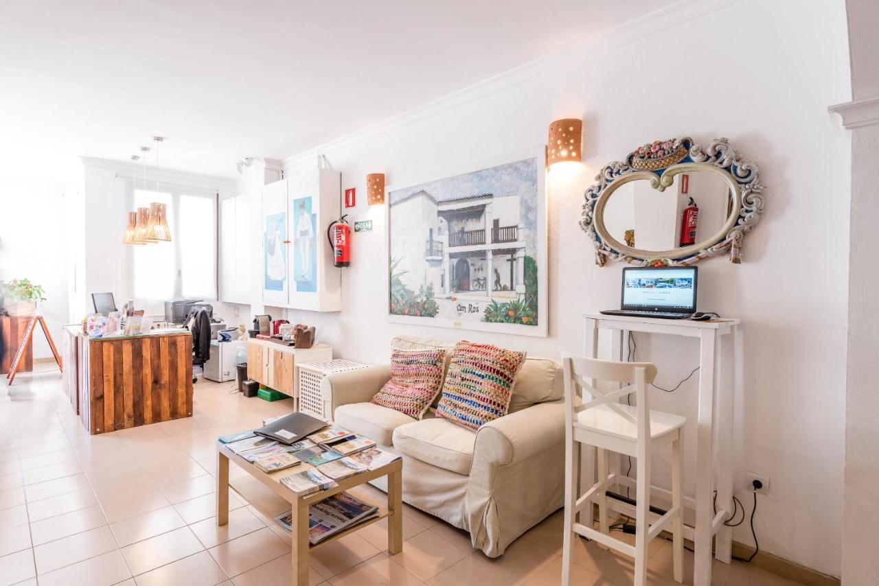 Pierre & Ros Ibiza Apartment