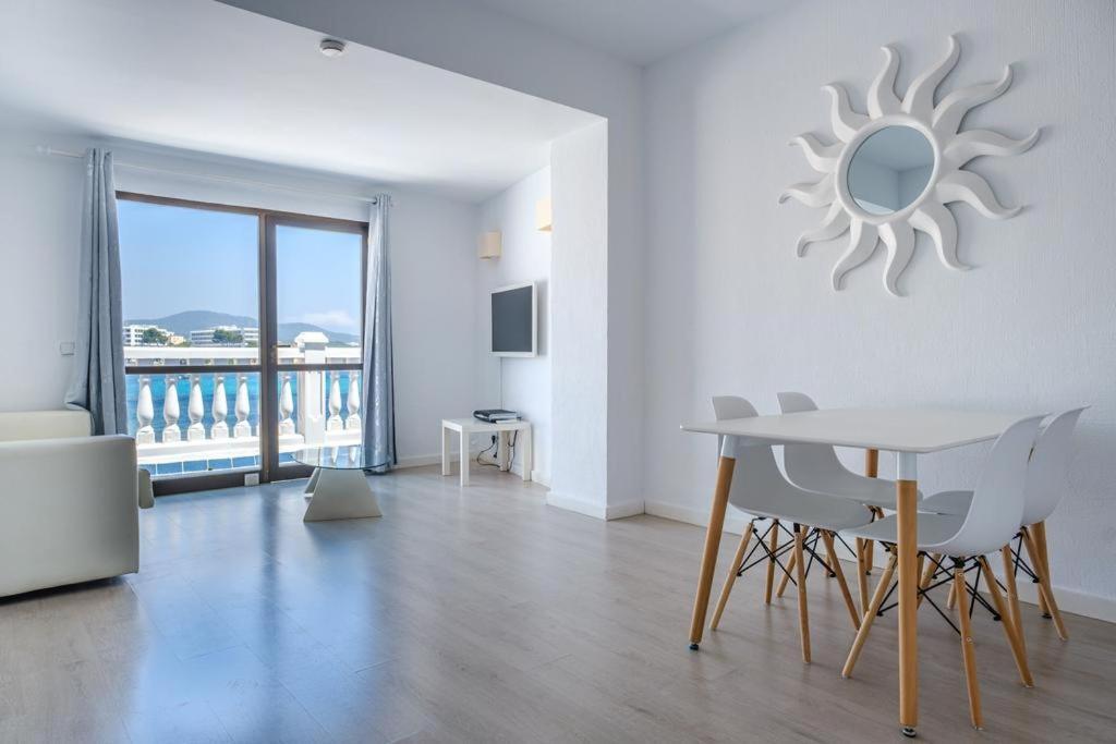 Jacaranda & Appartement Es Cana
