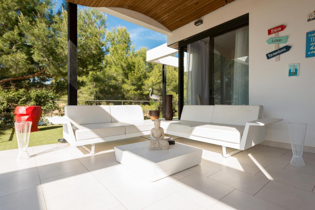 Nyumba Ya Sun * Cala Tarida (Ibiza)