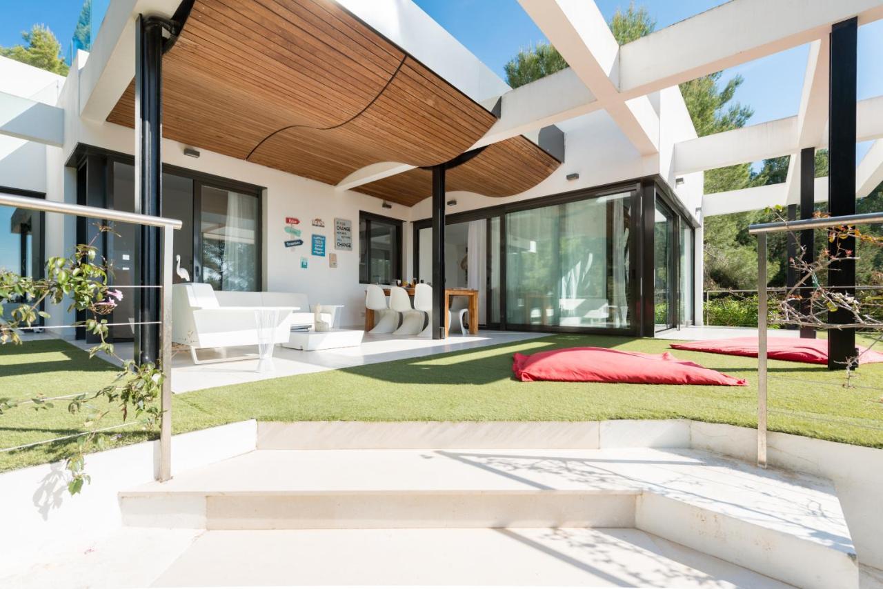 Nyumba Ya Sun * Cala Tarida (Ibiza)