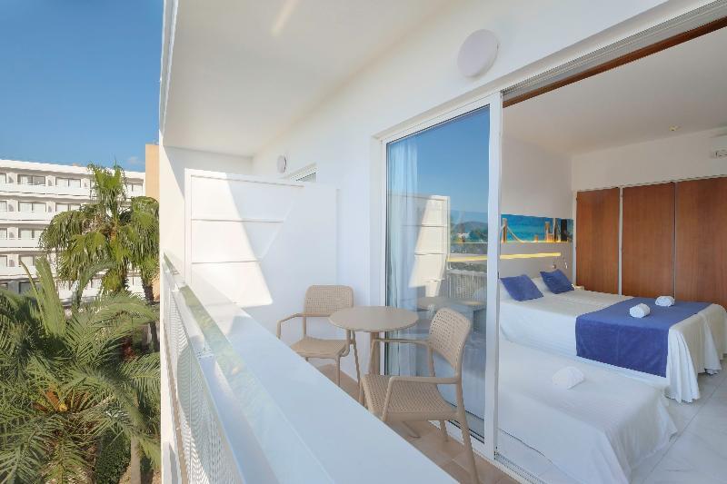 Azuline Bergantin 3* San Antonio (Ibiza)